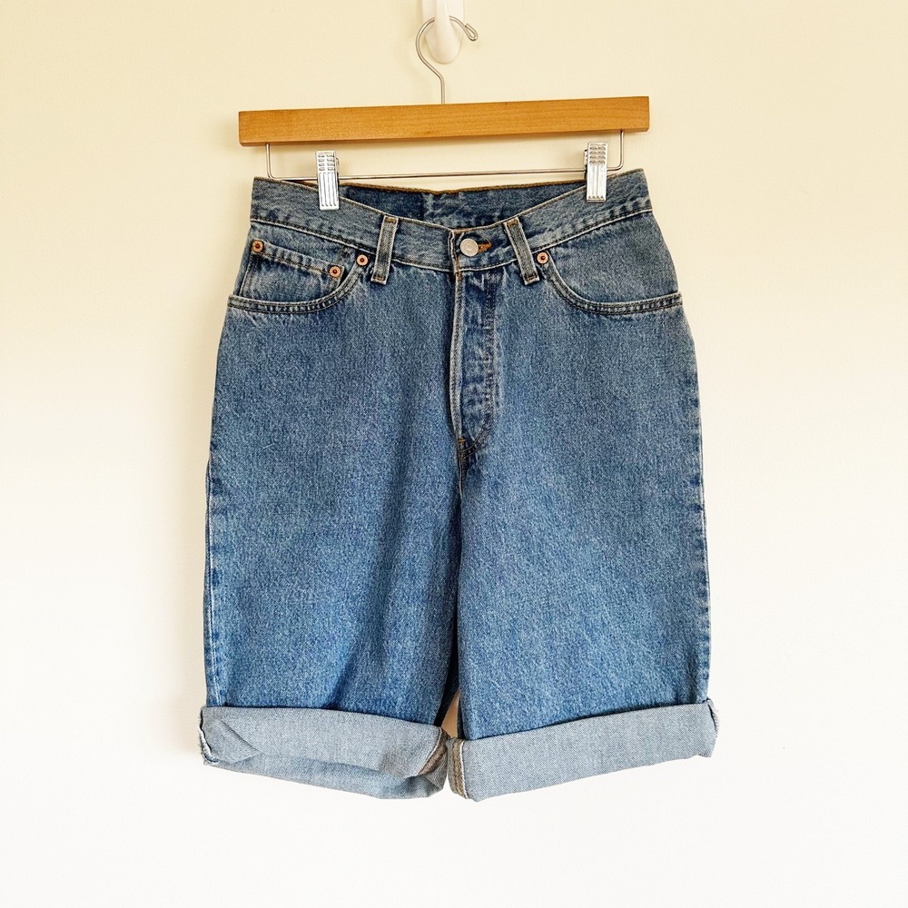 Vtg 90s 501‎ Levi's Shorts Womens Size 9M Made In USA Button Fly Hemmed Bermuda